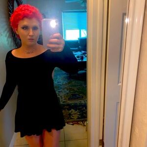 black backless dress